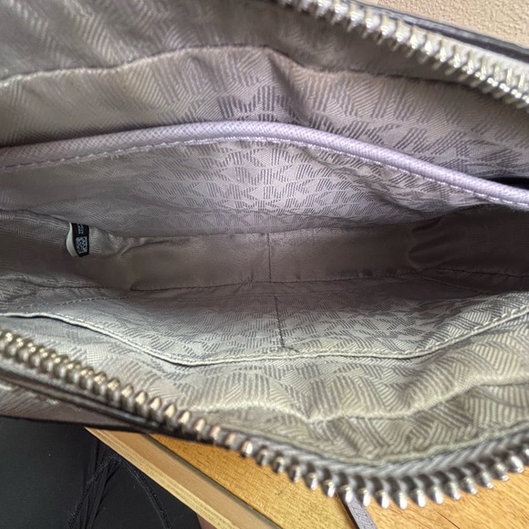 Michael Kors Pale Blue Saffiano Leather Crossbody and Matching Wallet Set - Picture 11 of 16